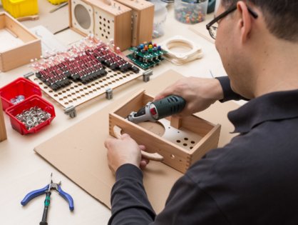 Firmen Und Produktvorstellung Horbert Ist Der Erste Mp3 Player Aus Holz Fur Kinder Fur Nachhaltigkeit Im Kinderzimmer Mp3 Player Fur Kinder Horbert